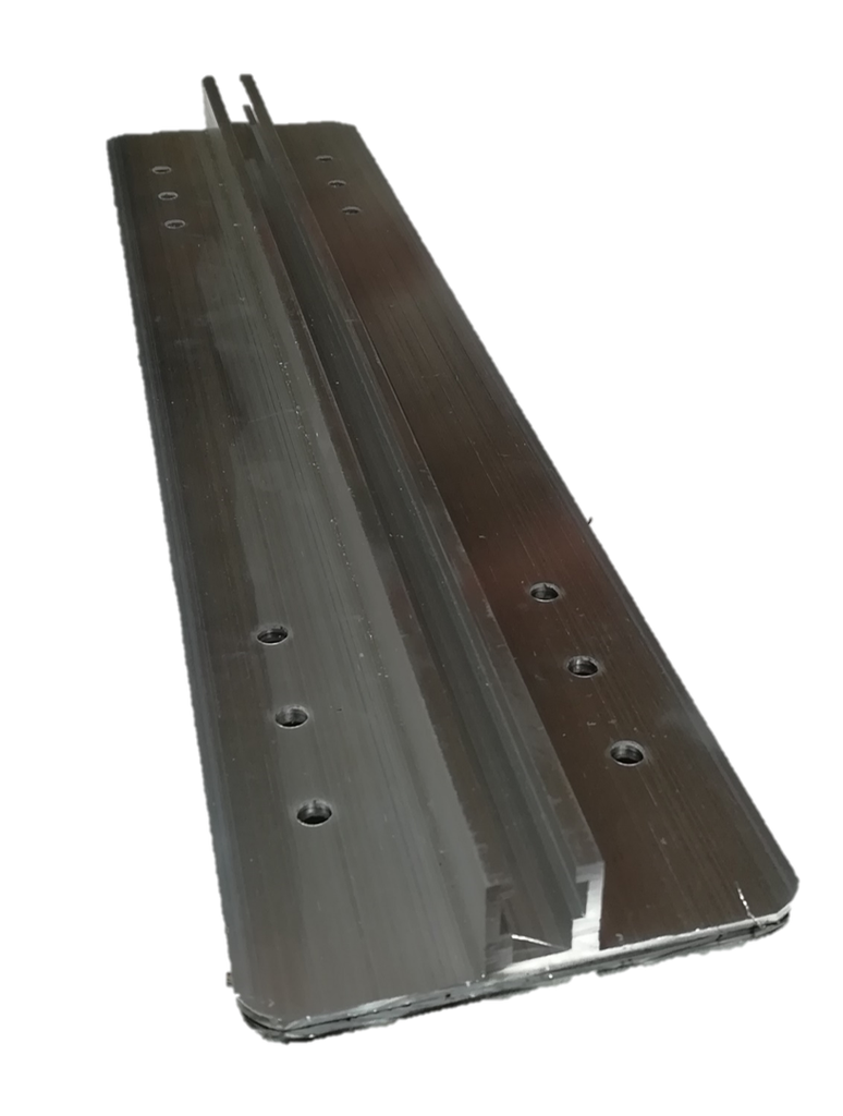 Korte Trapezium Light-rail – compatibel met Quick-Fix (vereist 4 dubbelzijdige schroeven)